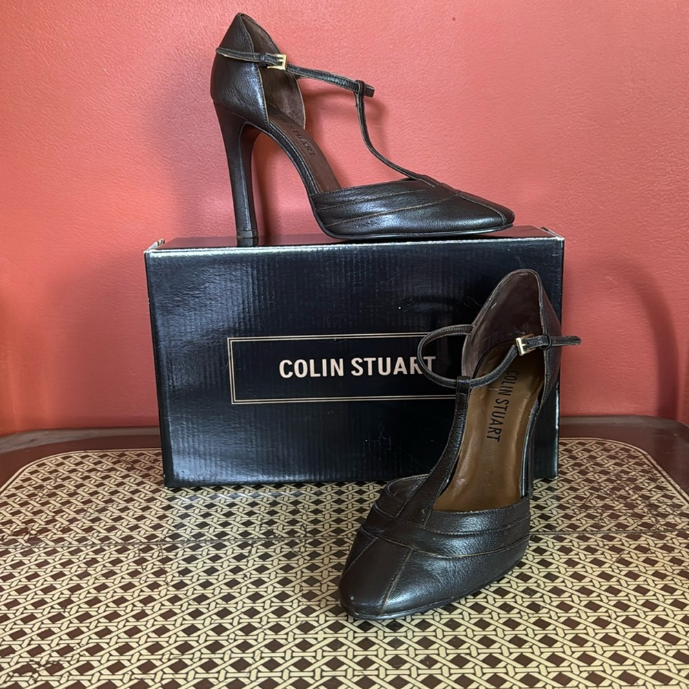 VINTAGE COLIN STUART PUMP